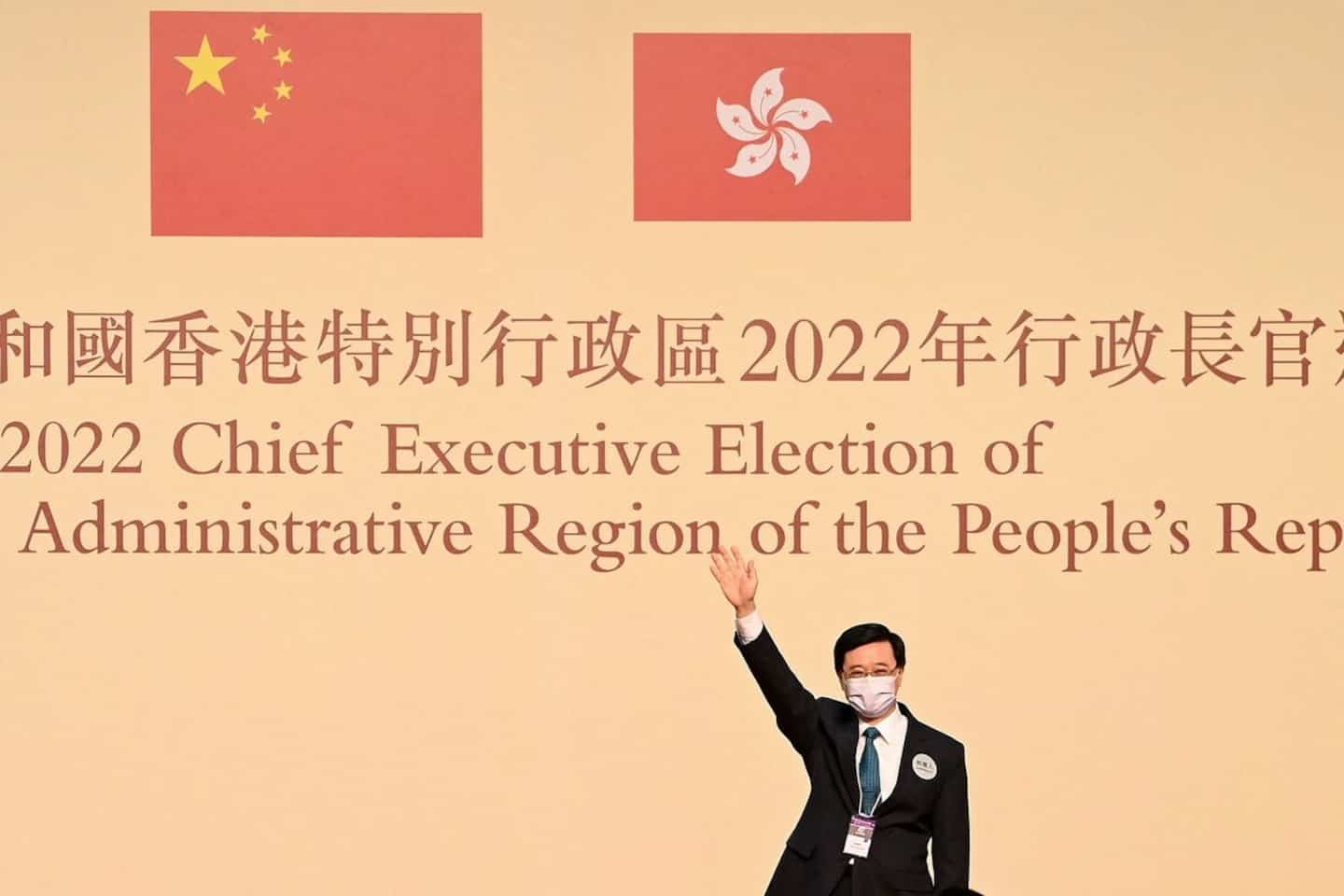 Hong Kong: future leader John Lee received in Beijing by Xi Jinping