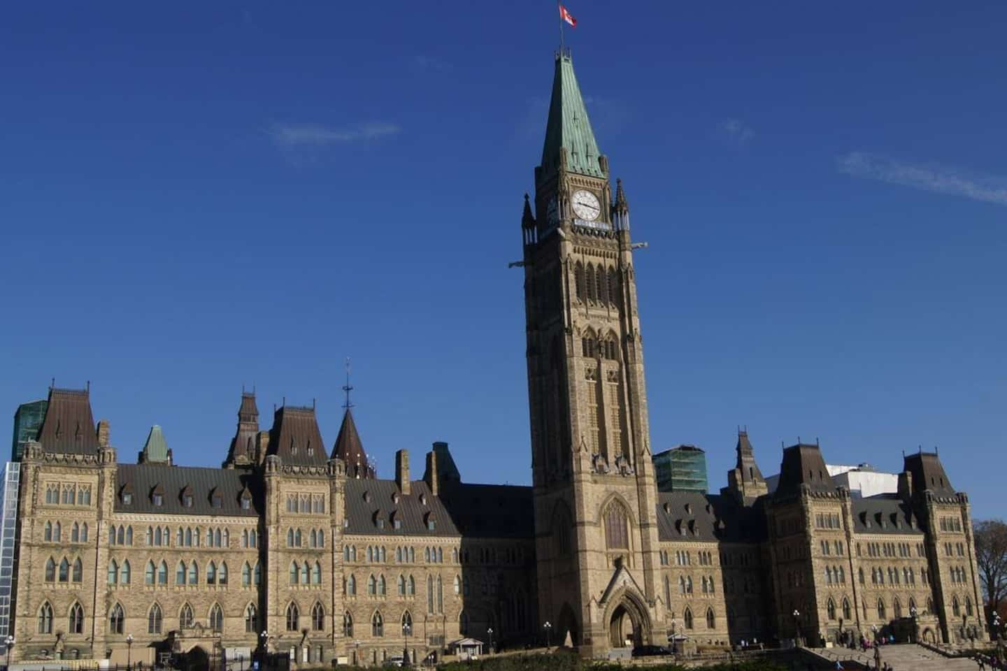 Ottawa: Police Operation in Parliament