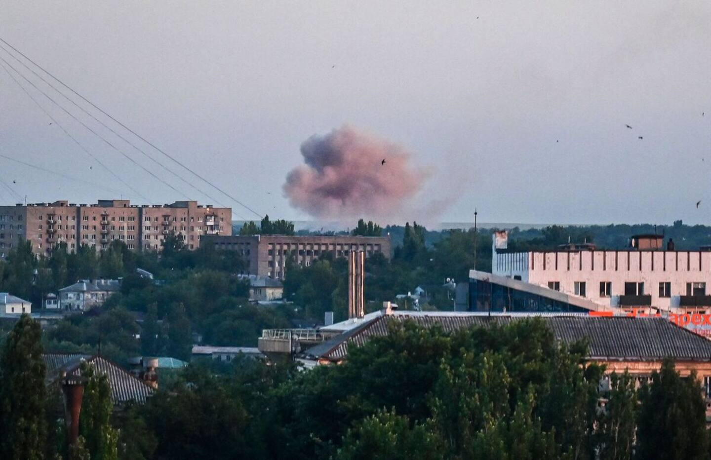 Ukraine: 4 dead, 22 injured in bombings in Donetsk, according to separatists