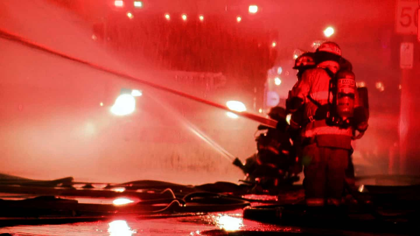 [PHOTOS] Monster fire in Trois-Rivières