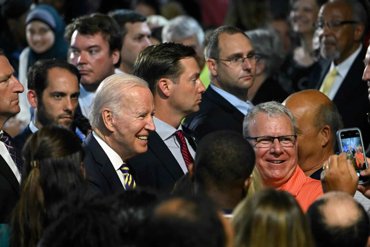 Biden offers himself some respite in Ohio, surrounded by the working class he loves