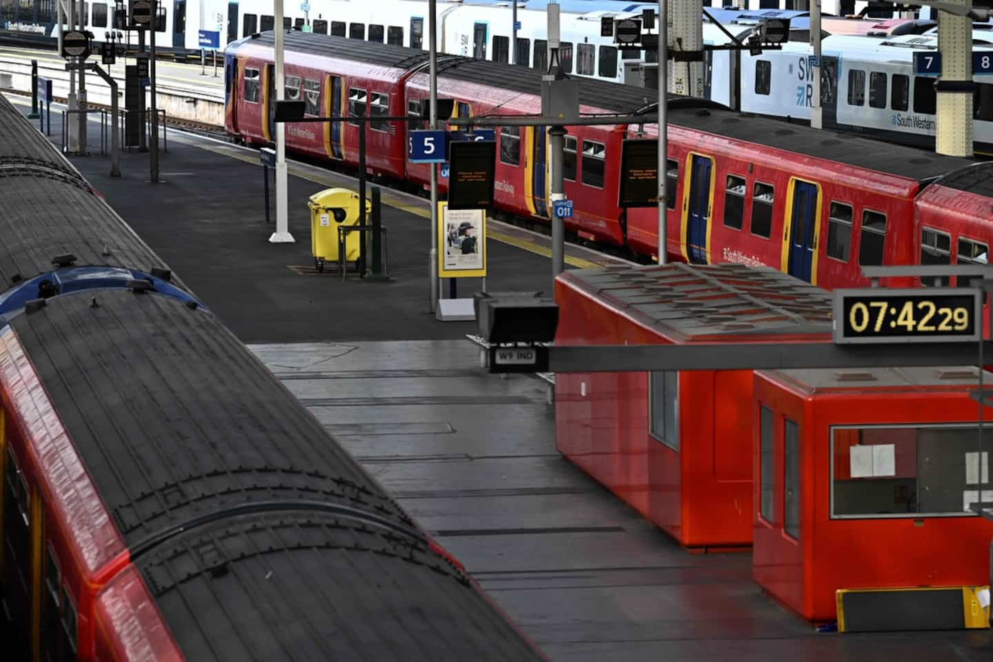New UK train strike amid purchasing power crisis