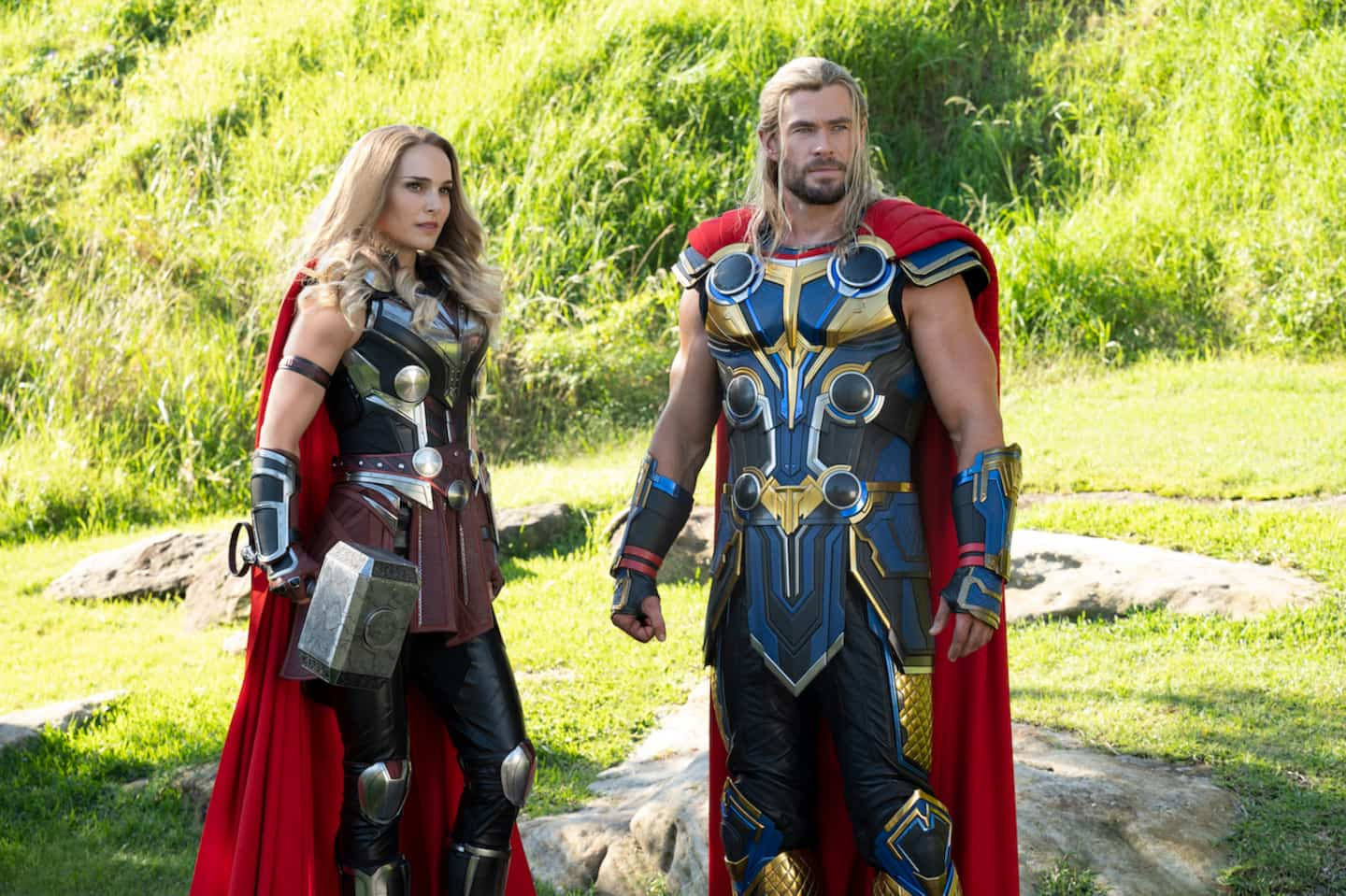 "Thor: love and thunder": color, action... and Natalie Portman