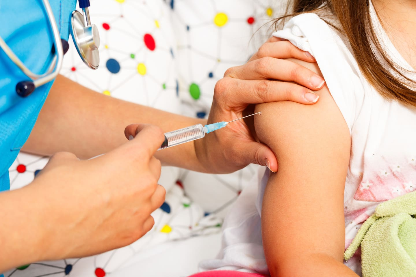 Vaccination of young children: Quebec parents equally divided