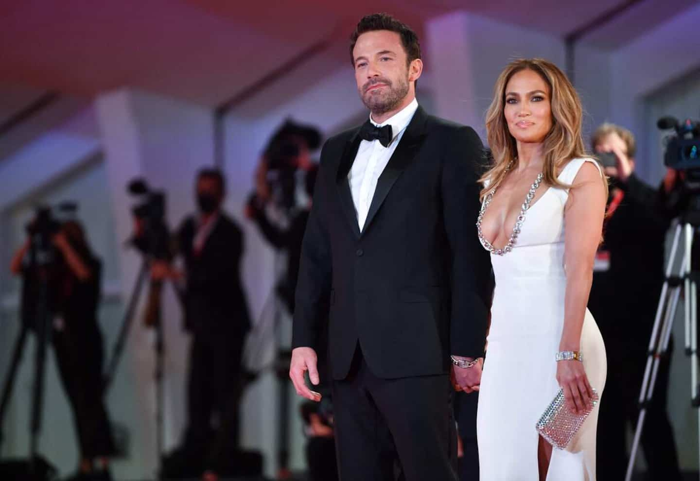 Boxing gala postponed because of the marriage of J-Lo and Ben Affleck?