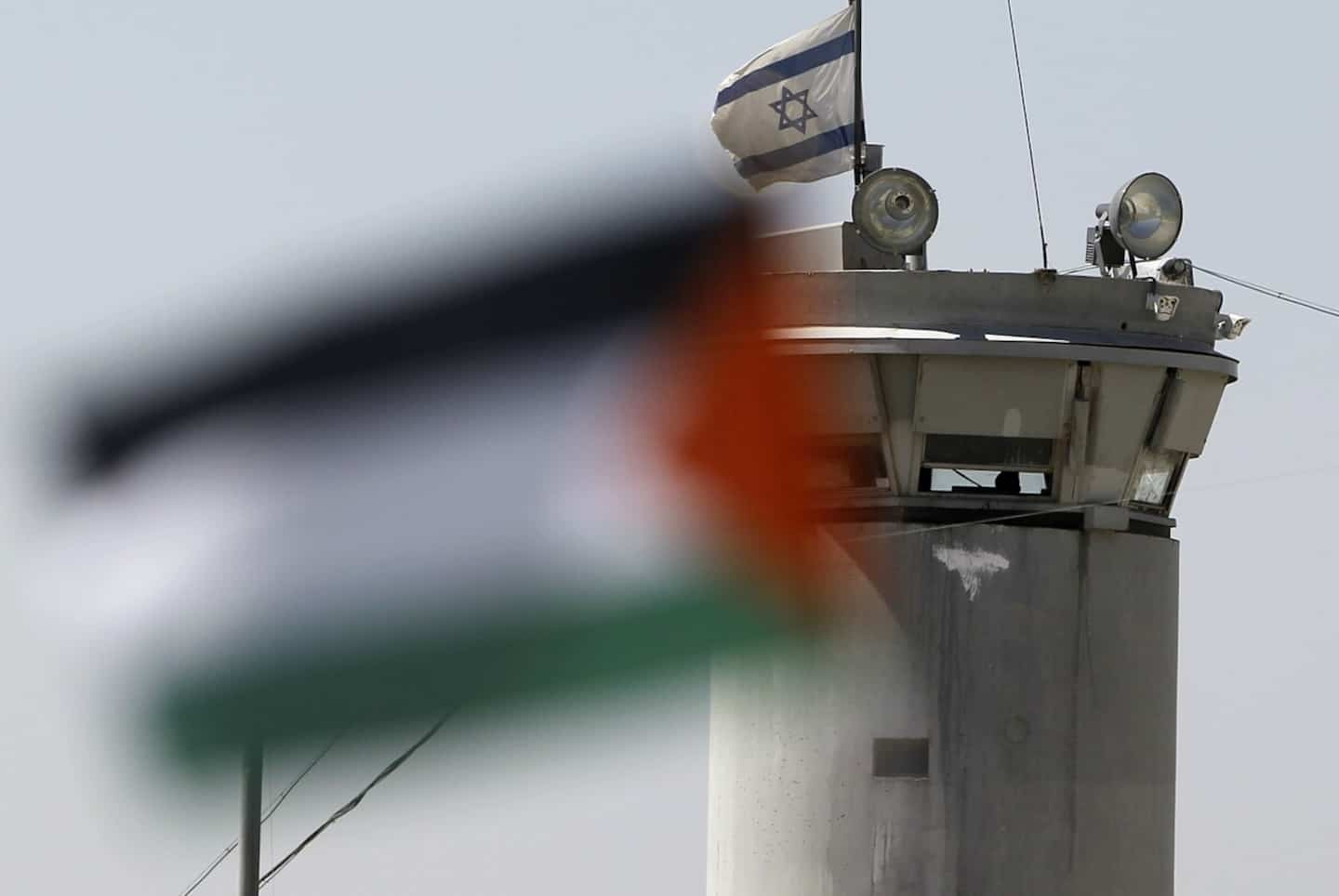 Israeli army destroys homes of Palestinians accused of murder