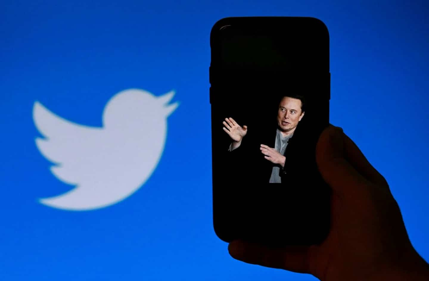 Elon Musk, new owner of Twitter, relays false allegations then deletes his tweet