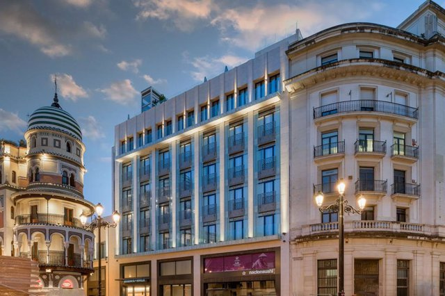 STATEMENT: The Loewe store in Barcelona and the Hotel Querencia in Seville are "The most efficient buildings in Spain"