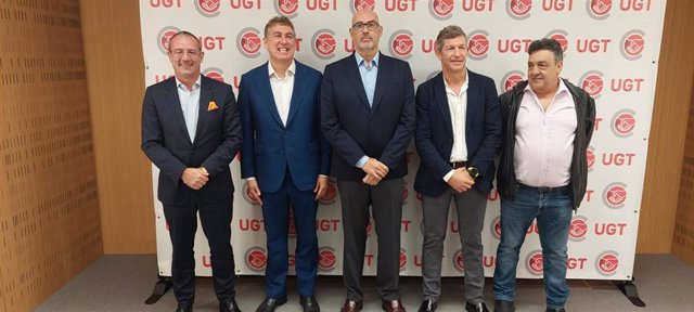 Orange, Telefónica and Vodafone rule out replicating the employment adjustments of technology companies in 2023