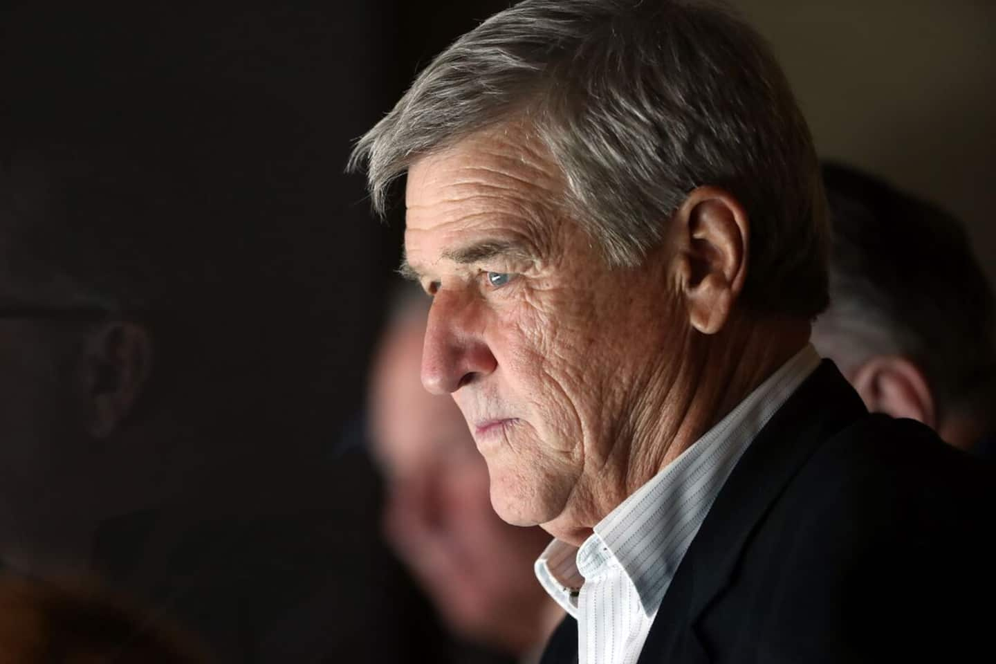 Winter Classic: Bobby Orr will perform the “ceremonial throw”