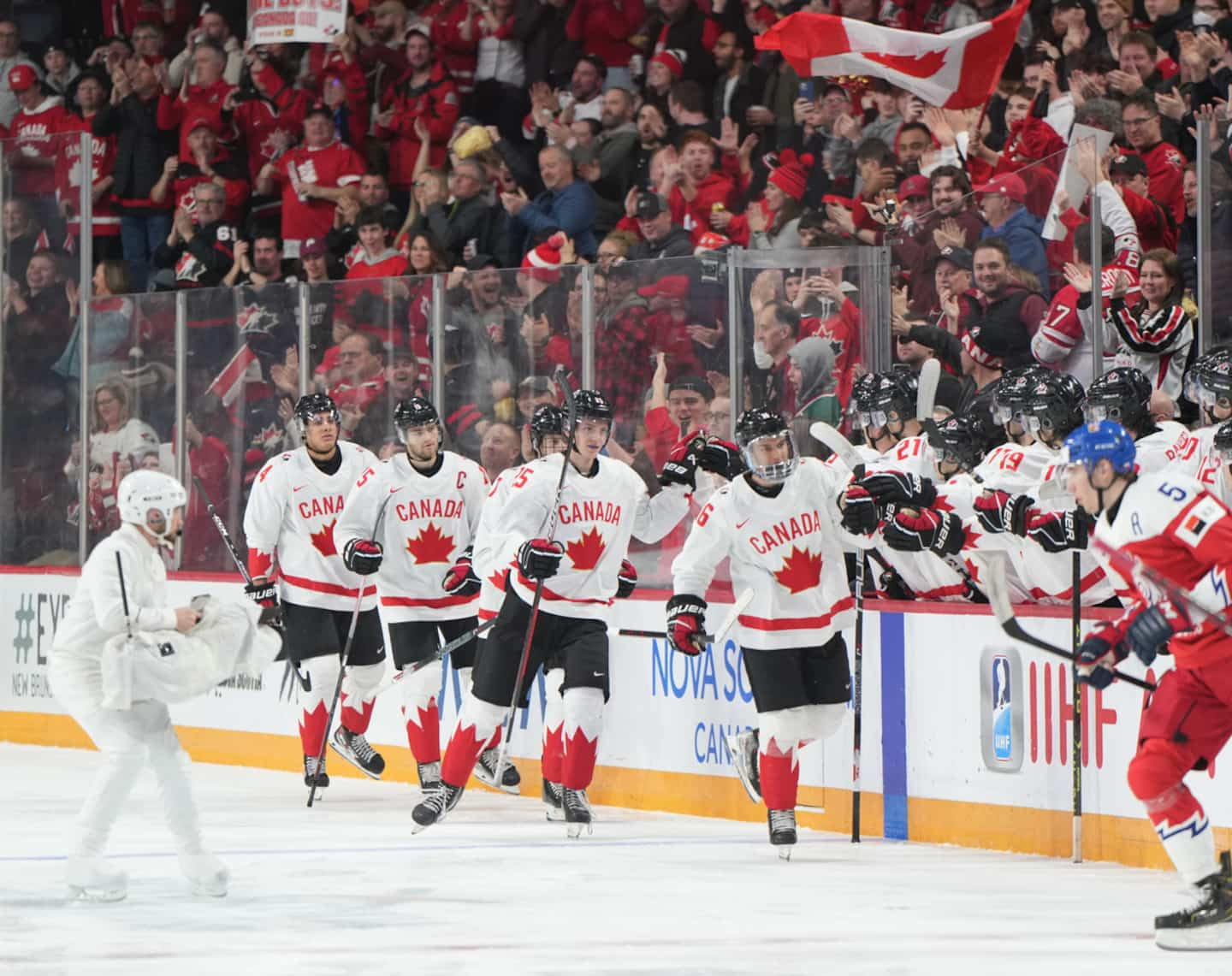 Junior Team Canada: significant fixes expected