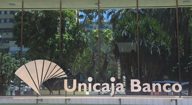 Unicaja Banco debuts this Tuesday on the Ibex 35, replacing Siemens Gamesa