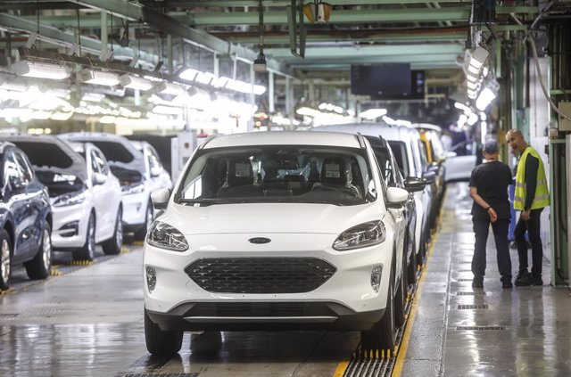 Ford is meeting today with the unions to address the extension of the ERTE in the Almussafes factory