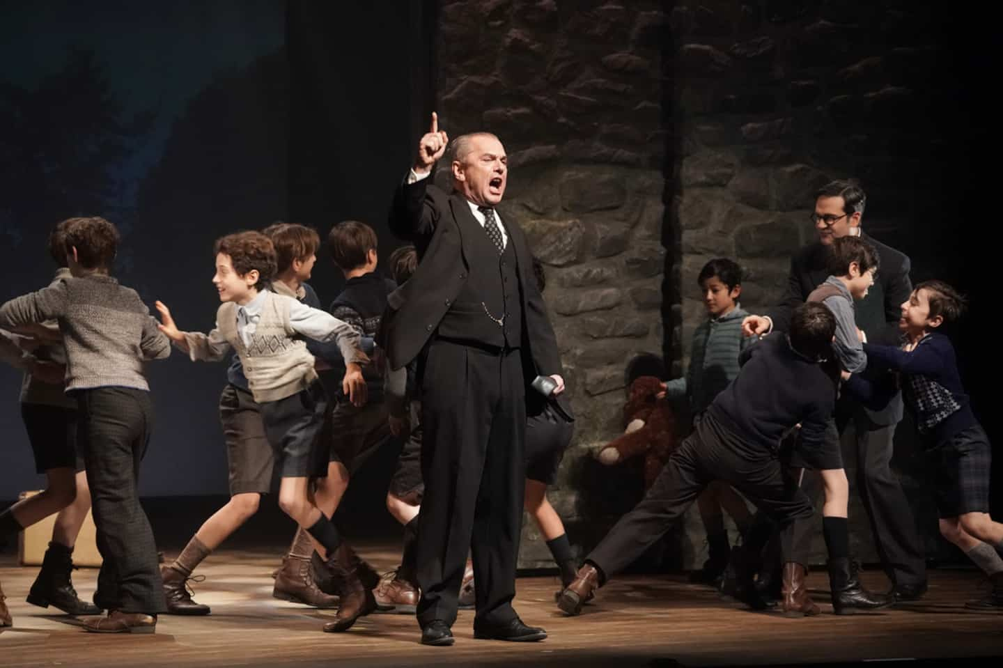 “Les Choristes”: a timely return to the stage