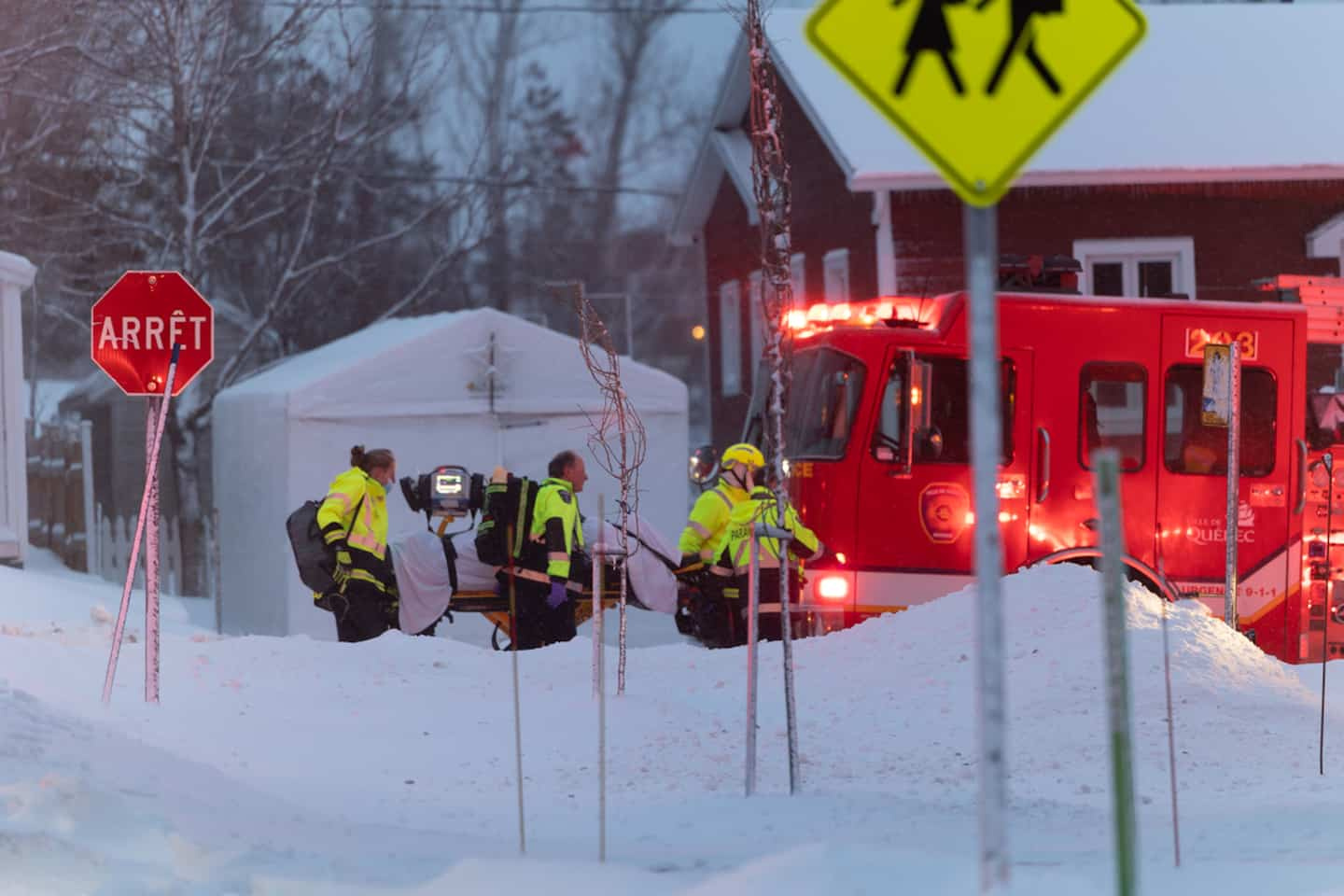 [PHOTOS] Quebec: a man died and a woman seriously injured in a fire