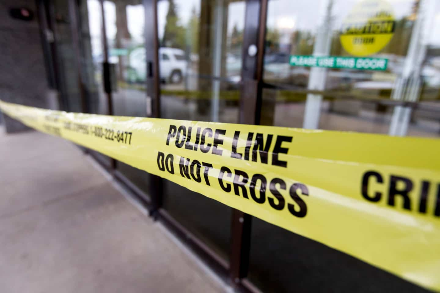 Calgary: a man attacks 5 people, including a police officer
