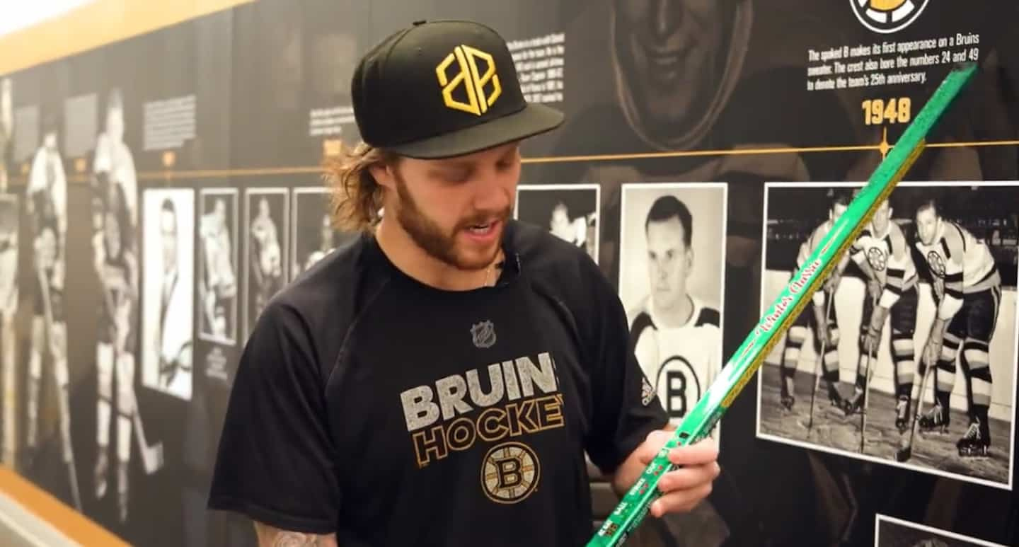 David Pastrnak pays tribute to the Red Sox