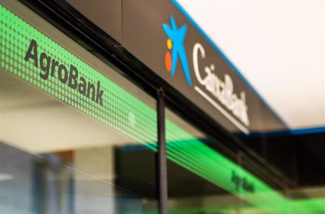 AgroBank (CaixaBank) advances the aid of the PAC 2023 to farmers and ranchers