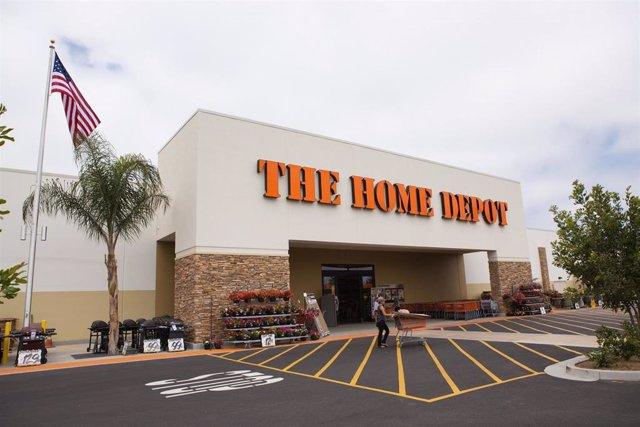 Home Depot earns 16,062 million euros in 2022, 4.1% more, and announces a quarterly dividend in March