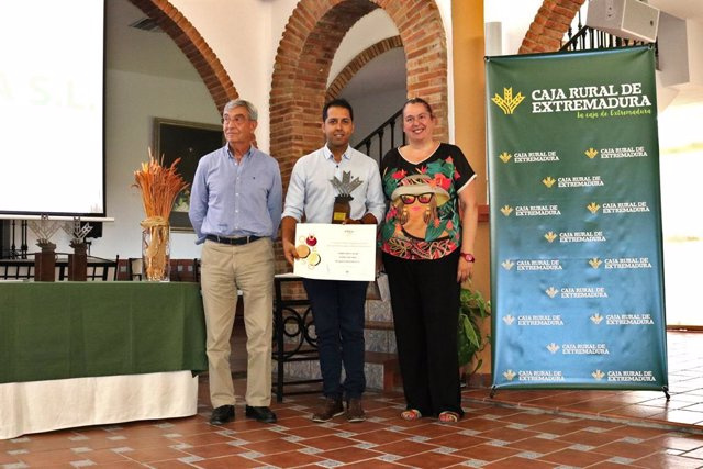 STATEMENT: La Torta del Casar expresses its "pride" for the awards received at the Espiga Awards