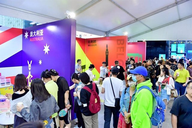 STATEMENT: Chengdu Shopping Festival Features Imported Products