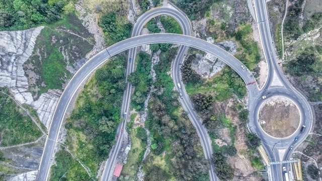 Sacyr closes the refinancing of a highway in Colombia for 586 million euros
