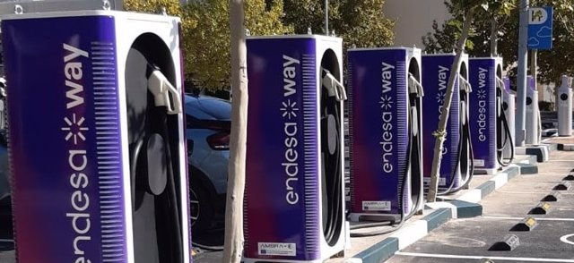 Endesa and Enel X Way will deploy more than 900 charging points for light and heavy vehicles with support from the EU