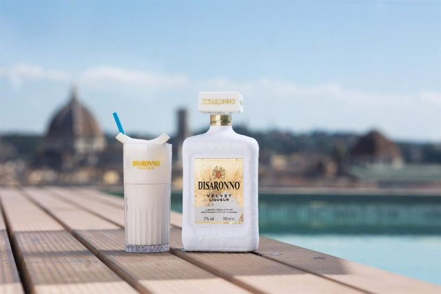 RELEASE: Disaronno Velvet Batida, the cocktail with low-grade liqueur cream that triumphs on the beaches of Italy