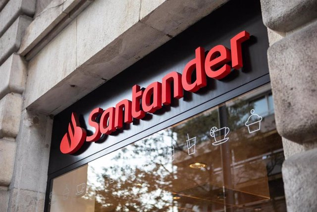 Santander launches the Friend Plan with bonuses of up to 500 euros for attracting new customers