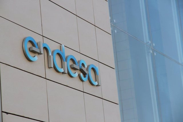 Endesa reduces its profit by 4% to June, up to 879 million, due to extraordinary minors