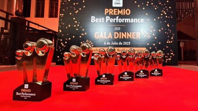 RELEASE: Hipoges stands out with six awards at the CMS Group 'Best Performance Servicing' gala