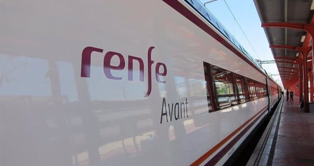 Renfe issues 2.1 million Cercanías, Rodalies and Media Distancia passes for travel between May and August