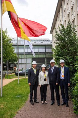 STATEMENT: Shanghai Electric leaders visit Siemens in Germany to further forge green cooperation