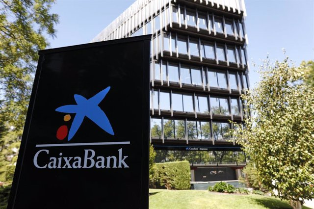 CaixaBank launches a program to buy back its own shares of up to 500 million to reduce share capital