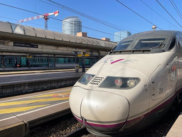 The European Commission will support Renfe in its expansion in France despite the obstacles