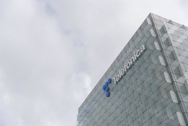 Telefónica will inform the unions about the exit plan on Monday after beginning to negotiate the agreement