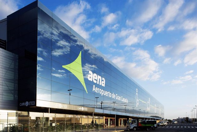 Aena earns 1,139 million until September, 71.3% more and its income grows 20%
