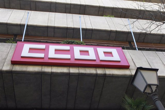 CCOO presents a formal complaint to the Public Service for approving the law that evaluates performance without negotiating it
