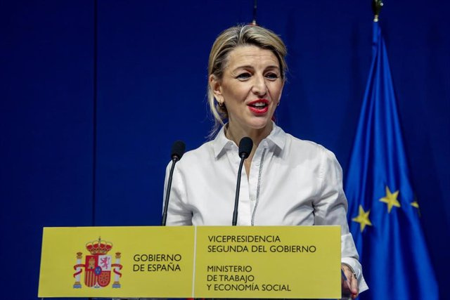 Labor proposes to social agents to increase the SMI by 4%, up to 1,123 euros per month