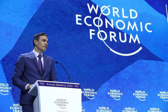 Sánchez will meet today in Davos with Bill Gates and executives from Sanofi, Siemens Energy, Google and Fujitsu