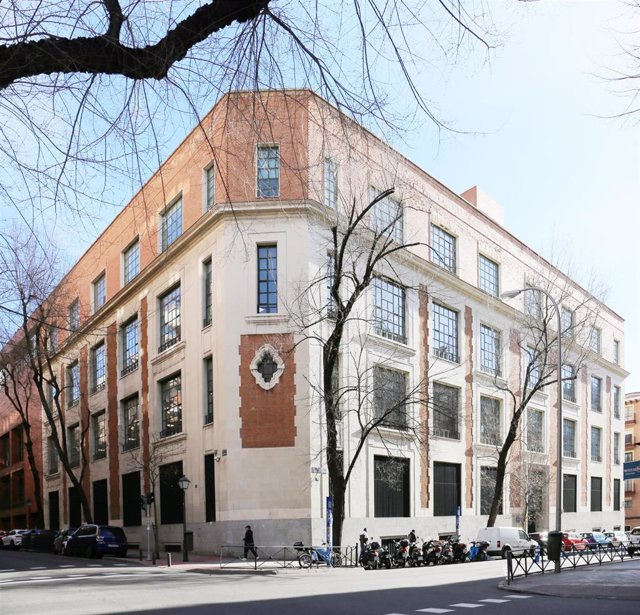 Telefónica sells a 4-story building near Atocha (Madrid) to the real estate investment firm CT