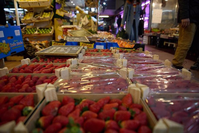 Brussels leaves it in the hands of Spain to take measures after Hepatitis A was detected in strawberries imported from Morocco