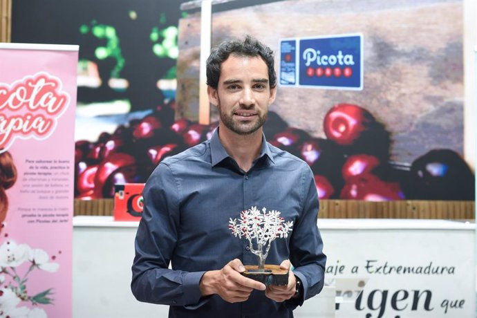 STATEMENT: Two-time world walking champion Álvaro Martín receives the Picota del Jerte 2024 Excellence Award