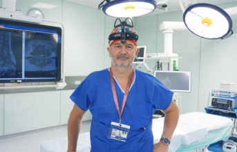 A spine surgeon from Ciudad Real, among the 100 best doctors in Spain according to the Forbes list
