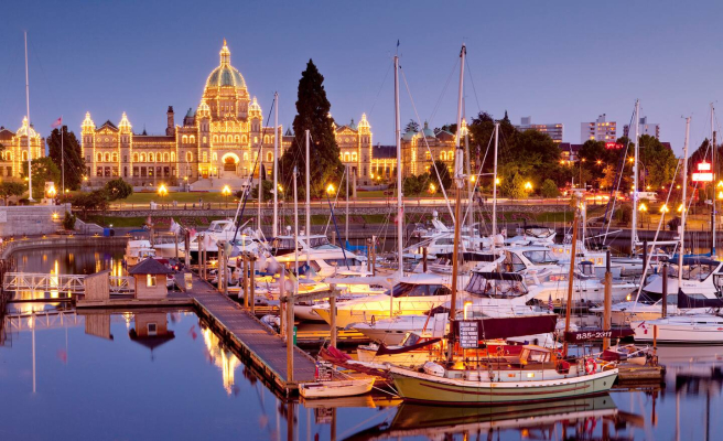 Under the charms of Victoria