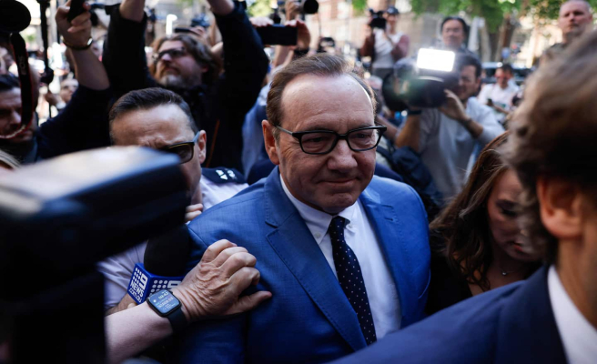 Accused of sexual assault, Kevin Spacey “vigorously” denies