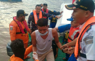 Indonesia: 31 survivors, 11 missing in the sinking...