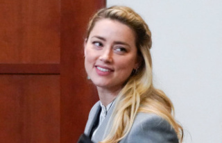 Amber Heard's life is 'hell' at trial...