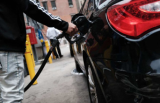 Soaring gasoline prices: motorists stranded on the...
