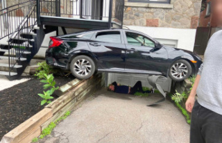 Drunk driver reinvents parallel parking